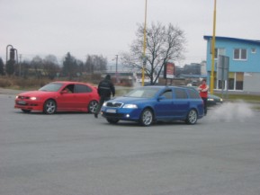 b30